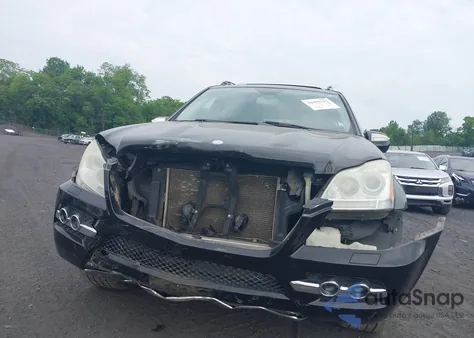 2010 Mercedes-Benz Gl 450 4Matic z USA, uszkodzony, nr VIN 4JGBF7BE5AA605373